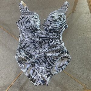 Miraclesuit Black and White Patterned Swimsuit